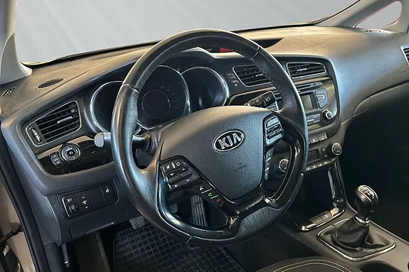 Kia Ceed 2013 photo 4