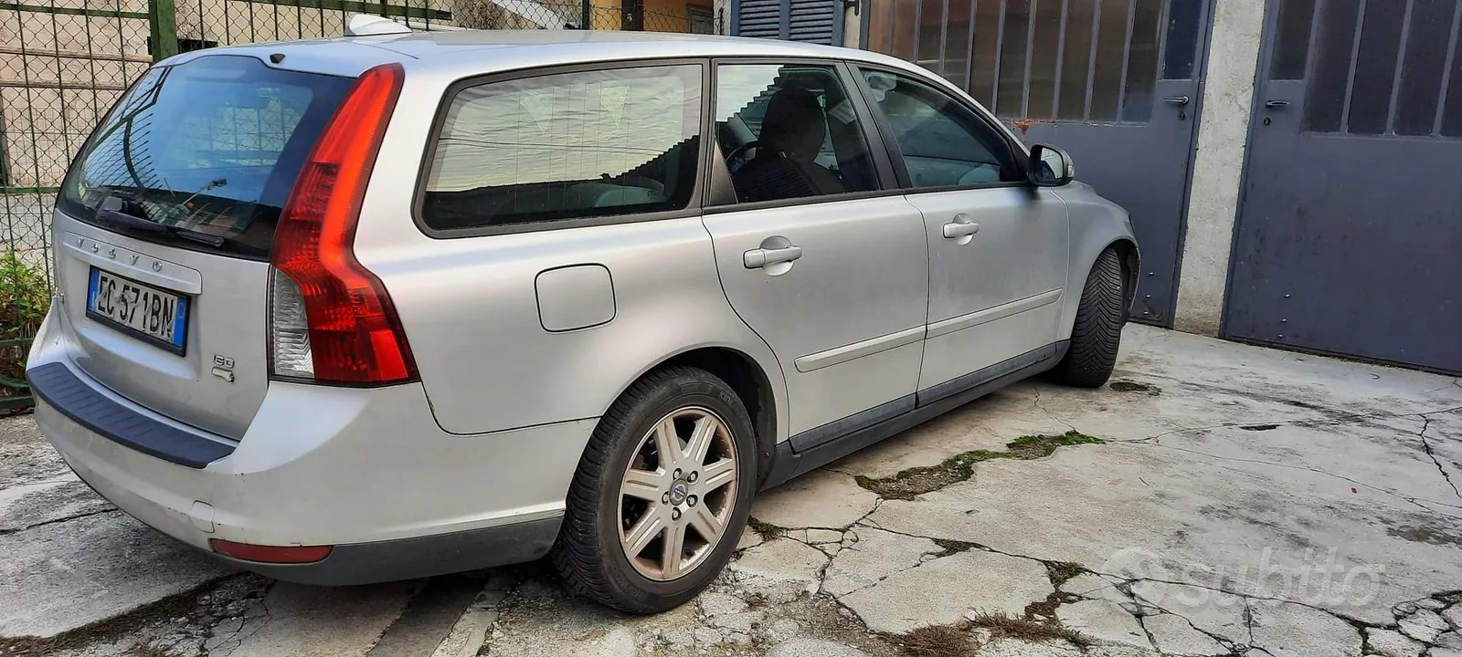 Volvo V50