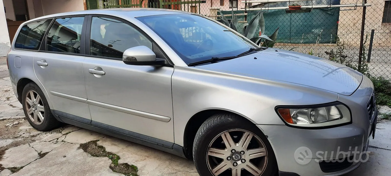 Volvo V50 2010 photo 5