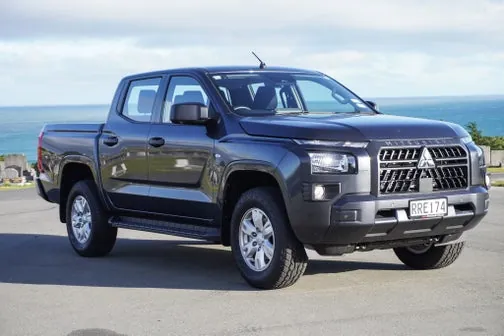 Mitsubishi Triton