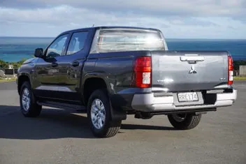 Mitsubishi Triton 2026 photo 4