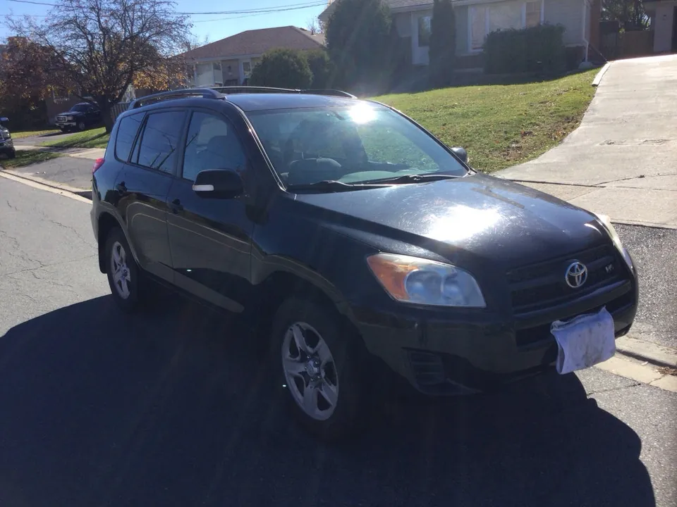 Toyota Rav4 2010 photo 4