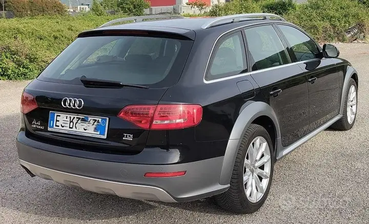 Audi A4 Allroad 2012 photo 5