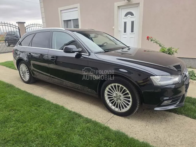 Audi A4 2012 photo 3