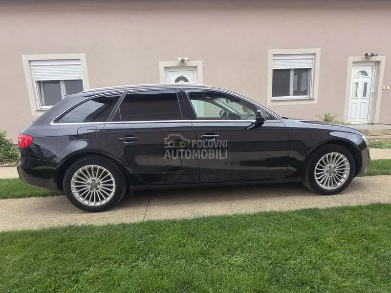 Audi A4 2012 photo 5