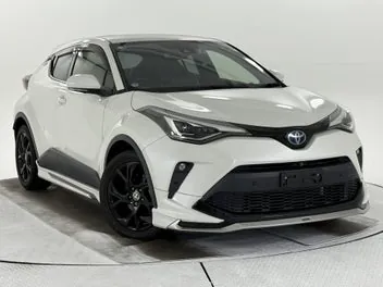Toyota C-Hr 2020 photo 2