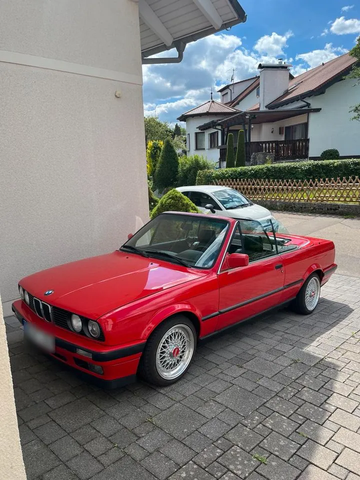 BMW E30