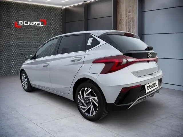 Hyundai I20 photo 2