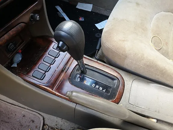 Hyundai Sonata 1999 photo 2