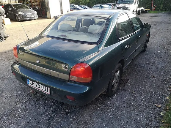 Hyundai Sonata 1999 photo 3