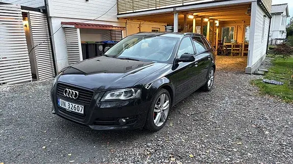 Audi A3 2012 photo 2