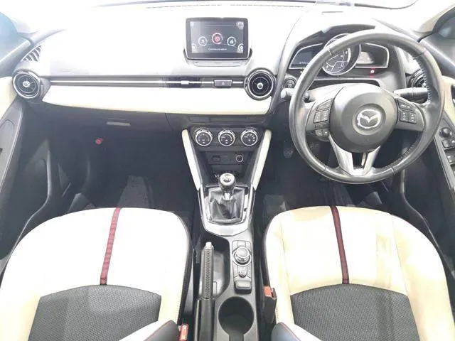 Mazda Demio 2015 photo 3