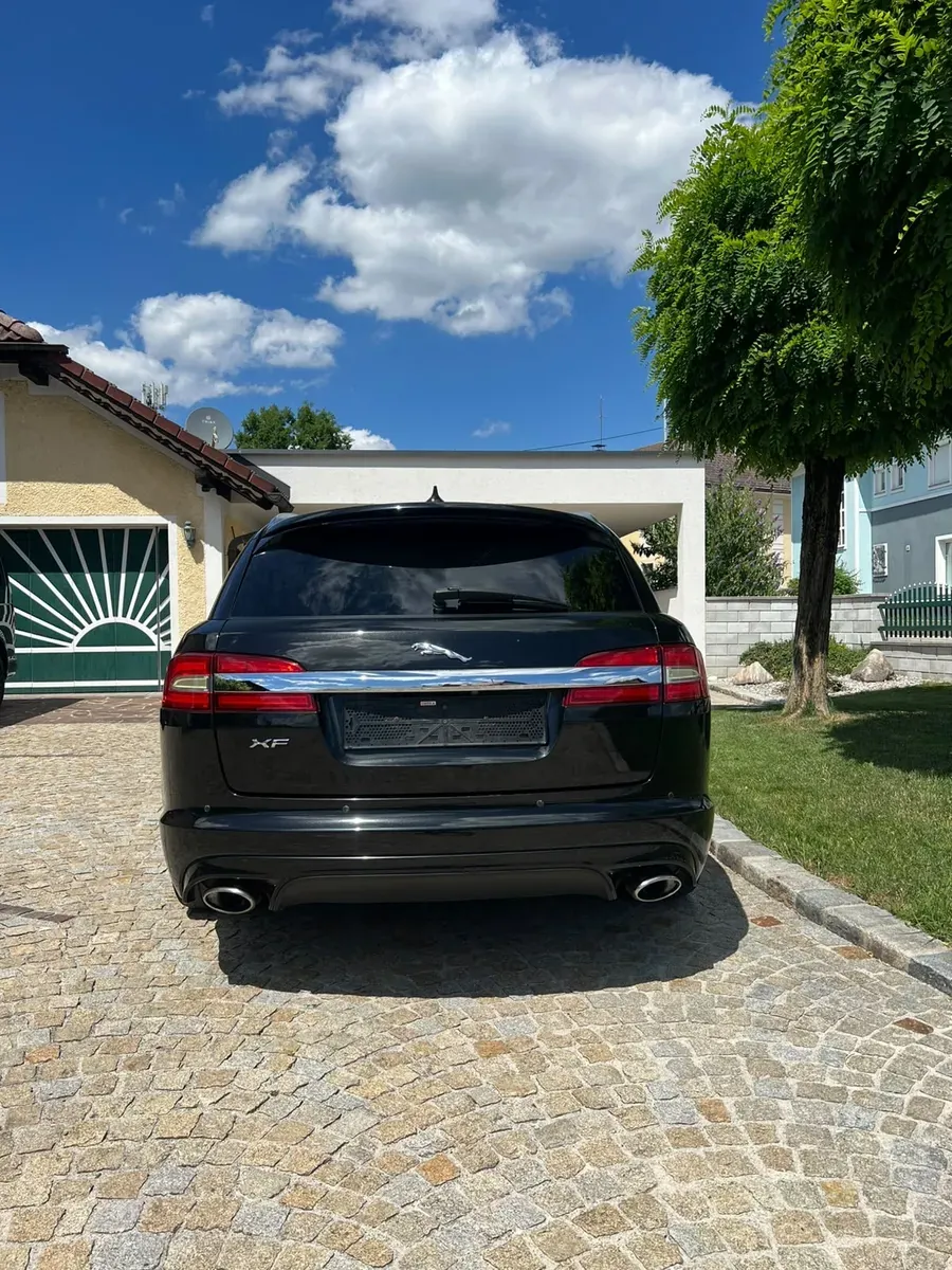 Jaguar Xf 2013 photo 3