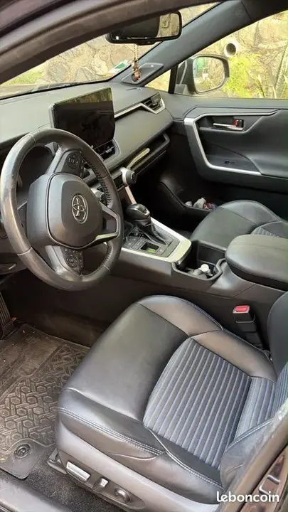 Toyota Rav4 2023 photo 2