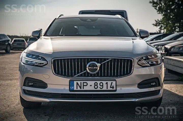 Volvo V90 2021 photo 2