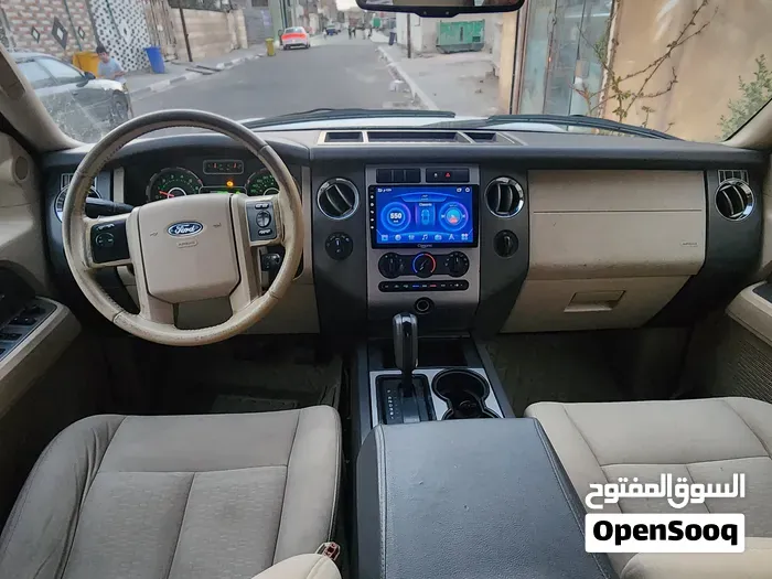 Ford Expedition 2010 photo 4