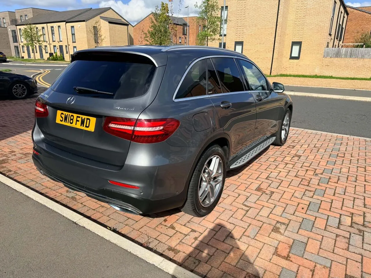 Mercedes-Benz Glc 2018 photo 2
