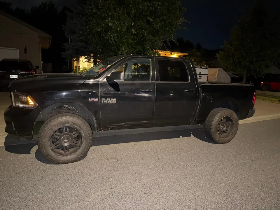 Dodge Ram 1500 2013 photo 3