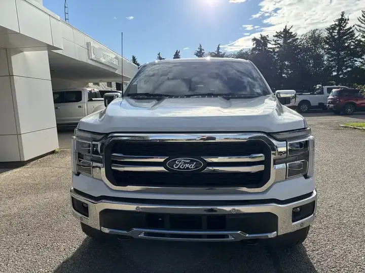 Ford F-150 2026 photo 2