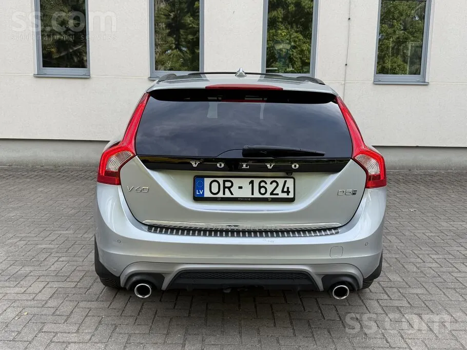 Volvo V60 2015 photo 5