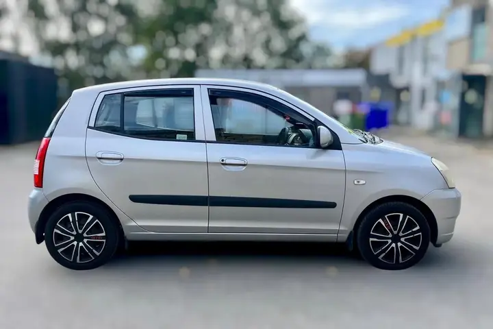 Kia Picanto 2007 photo 3