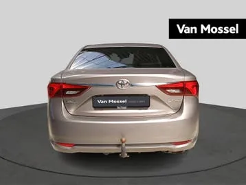Toyota Avensis 2015 photo 3