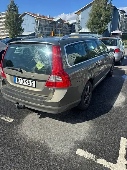 Volvo V70 2011 photo 3