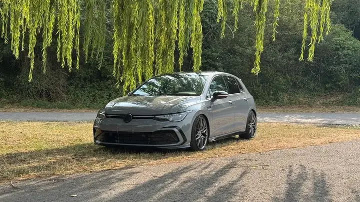 Volkswagen Golf 8 R Line