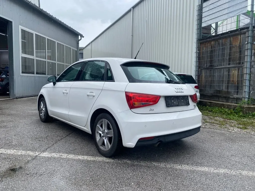 Audi A1 2018 photo 3