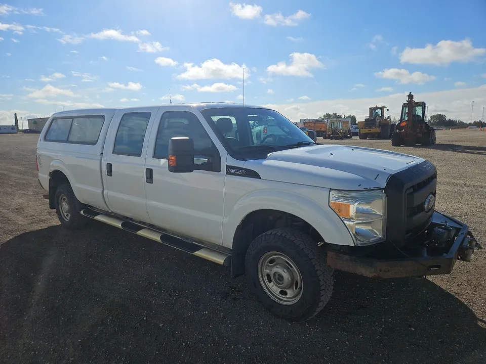 Ford F-350 Super Duty 2011 photo 2