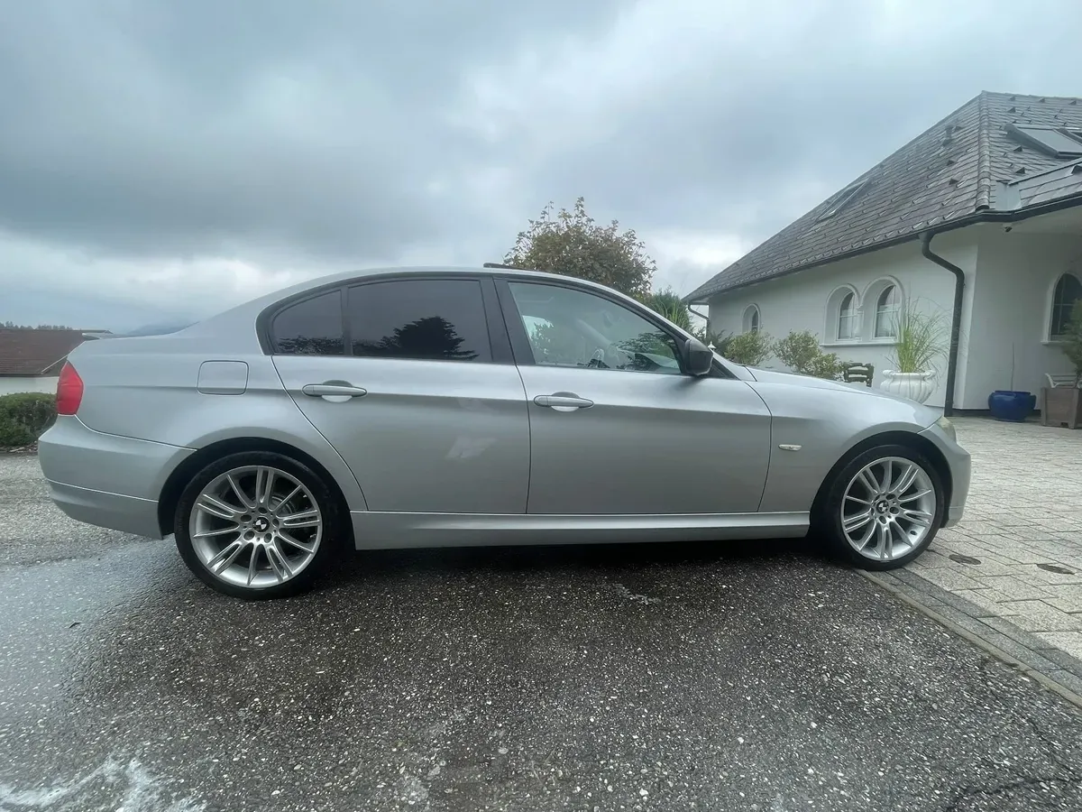 BMW 3 Series 2008 photo 3