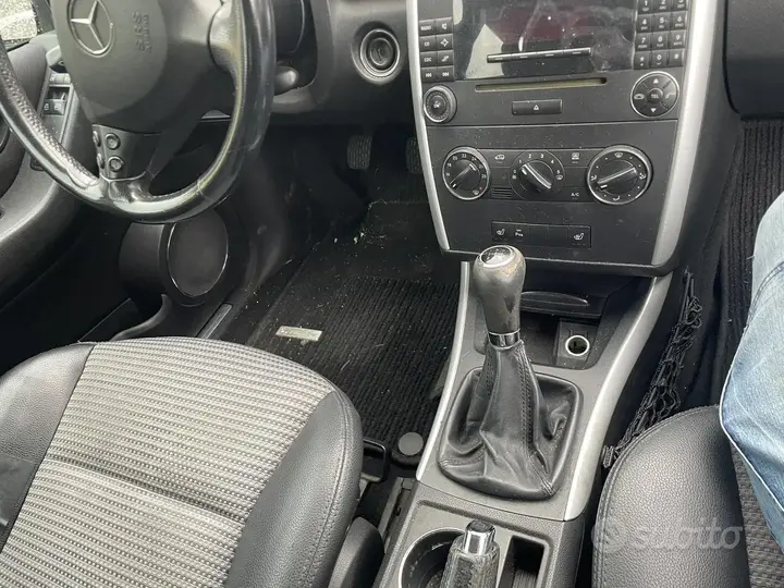Mercedes-Benz A 2007 photo 2