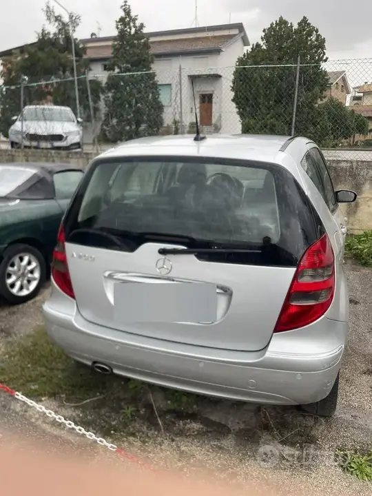Mercedes-Benz A