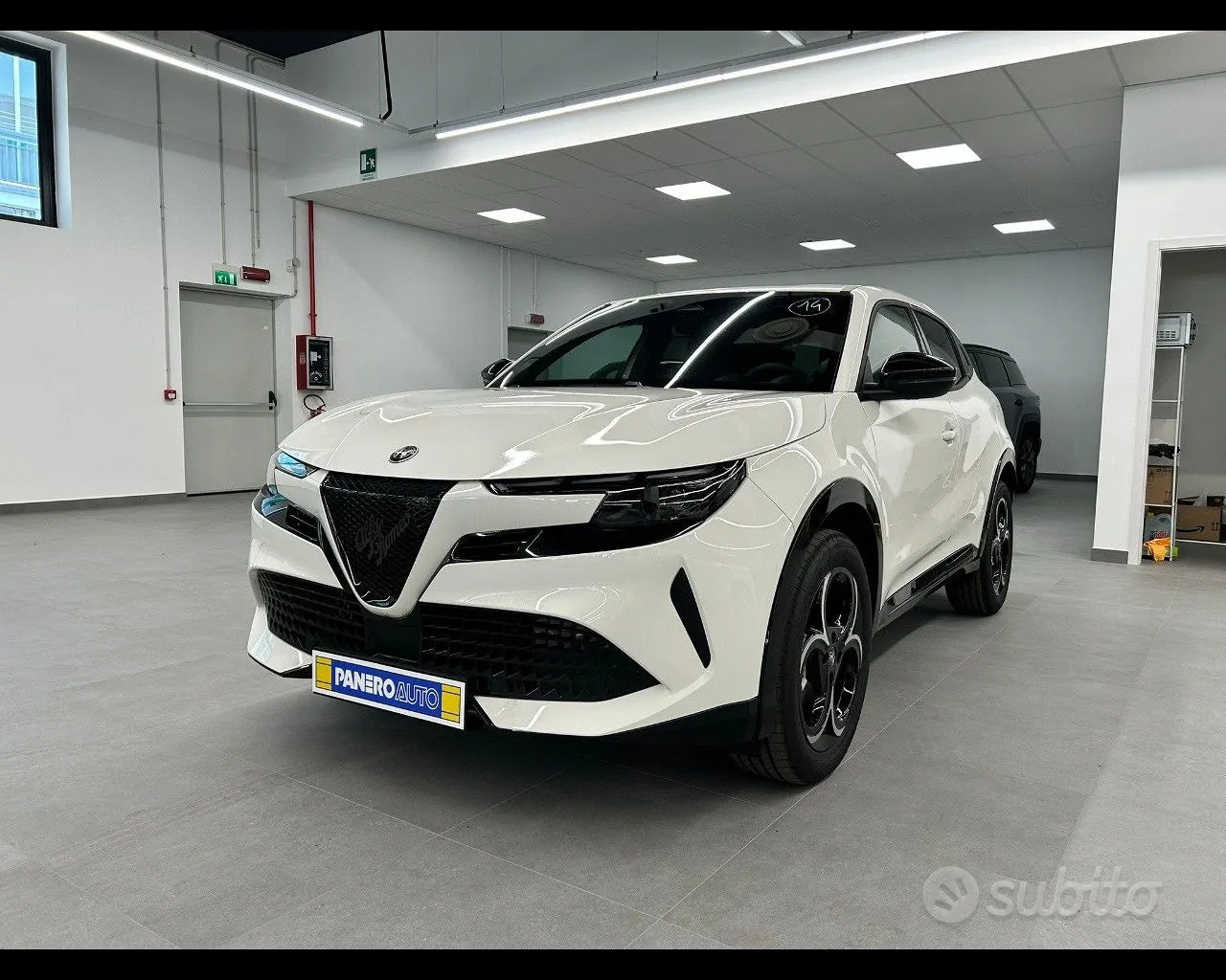 Alfa Romeo Junior 2026 photo 3