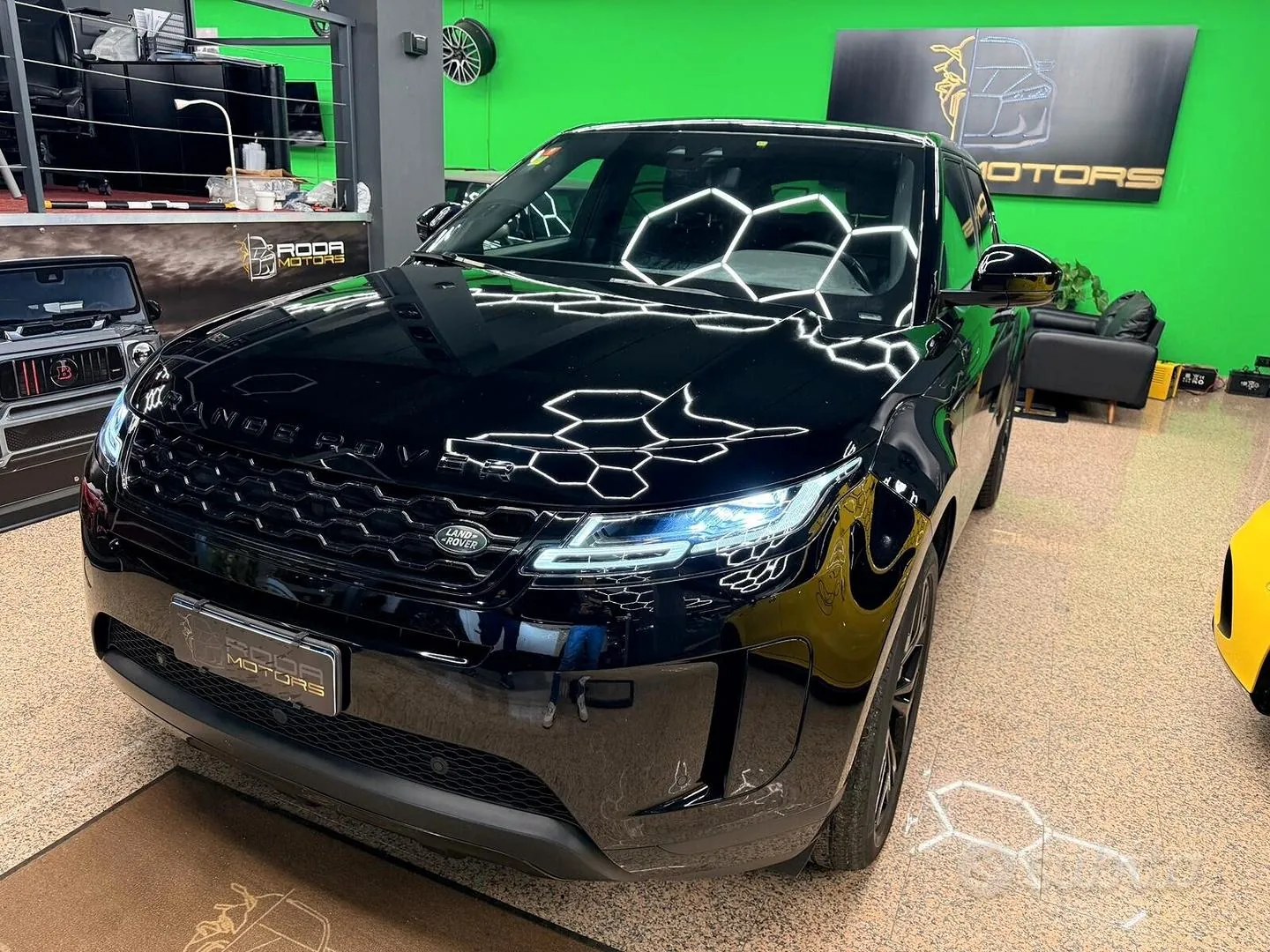 Land Rover Range Rover Evoque 2020 photo 3