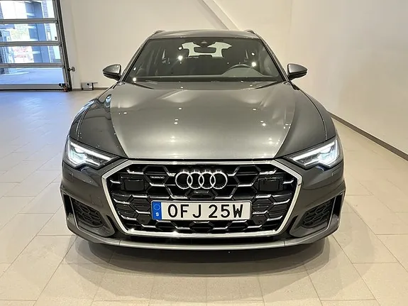 Audi A6 2025 photo 2