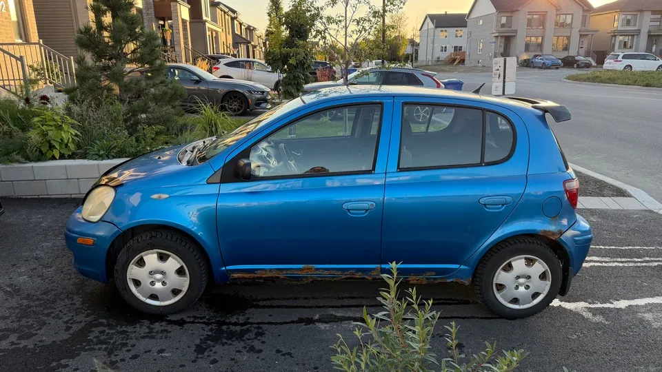 Toyota Echo 2005 photo 4