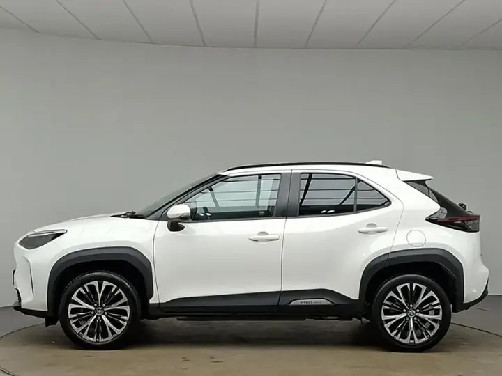 Toyota Yaris Cross 2023 photo 4