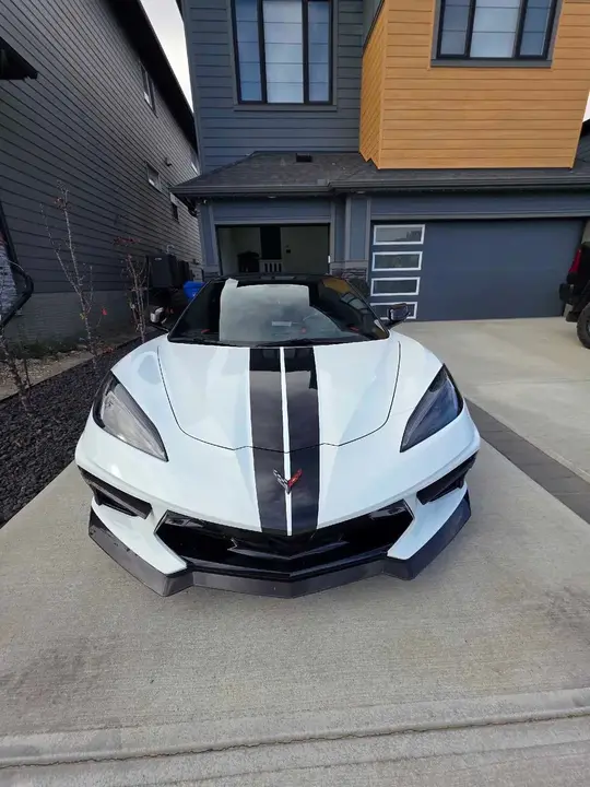 Chevrolet Corvette 2021 photo 2