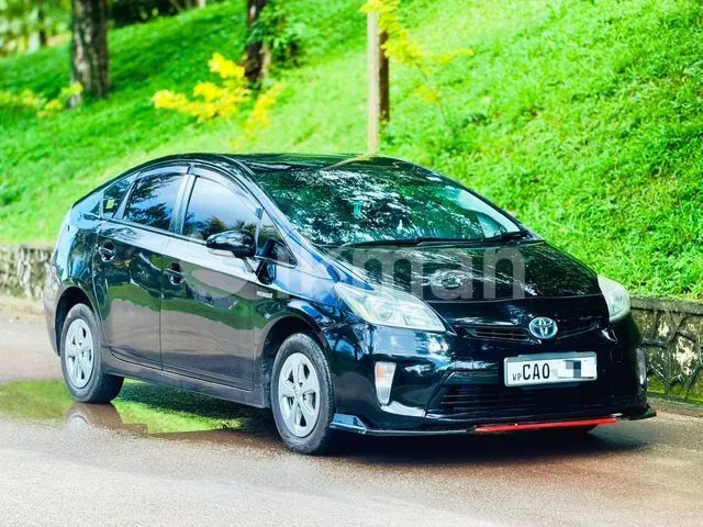 Toyota Prius 2012 photo 2