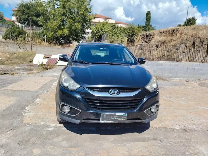 Hyundai Ix35 2011 photo 2