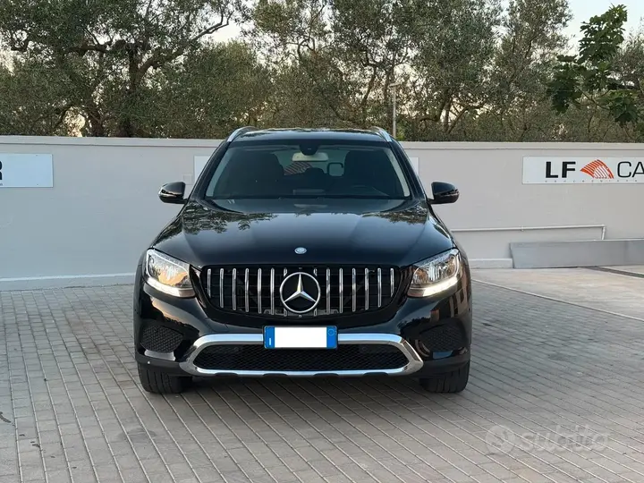 Mercedes-Benz Glc 2016 photo 2