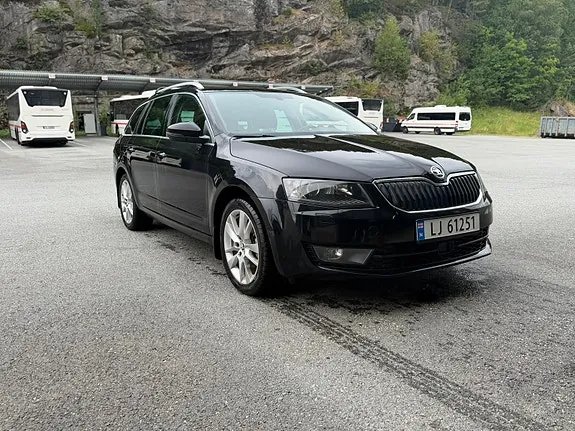 Skoda Octavia 2016 photo 2