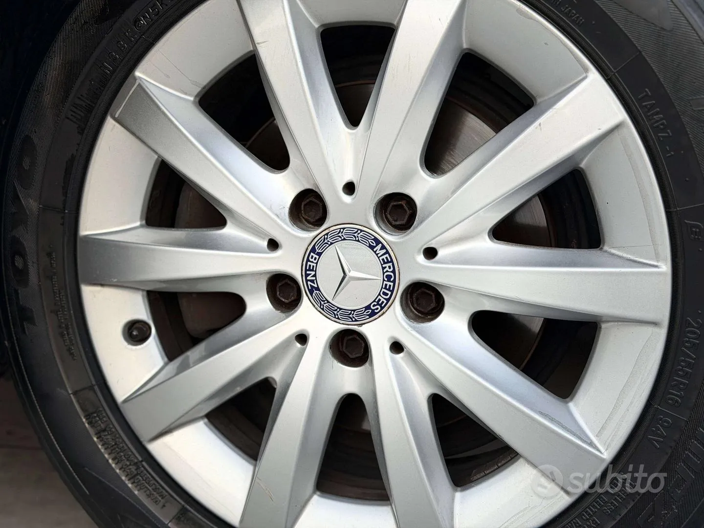 Mercedes-Benz B 180 2016 photo 4