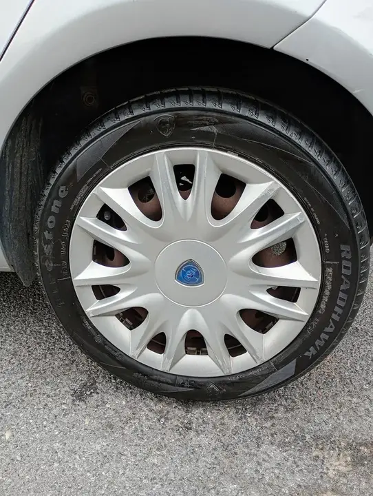 Lancia Ypsilon 2011 photo 4
