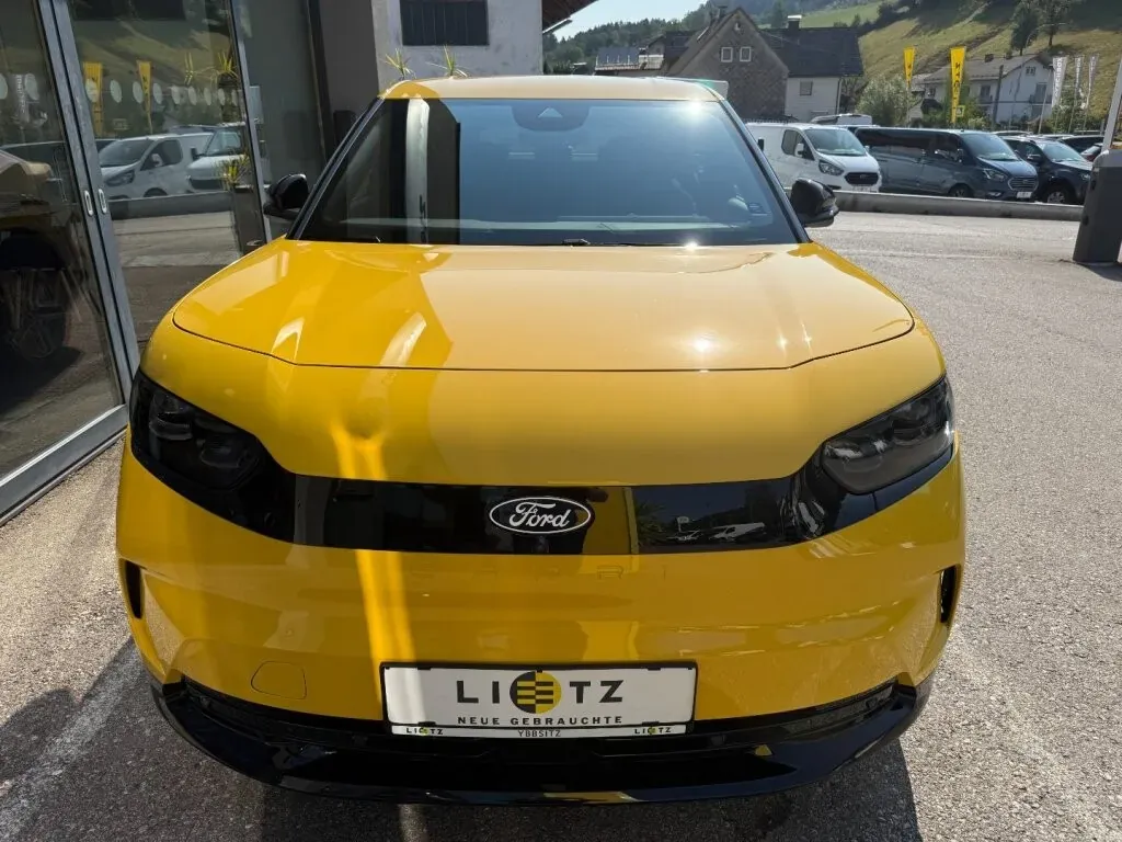 Ford Capri 2025 photo 2