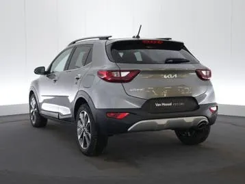 Kia Stonic 2024 photo 2