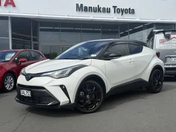 Toyota C-Hr 2020 photo 2