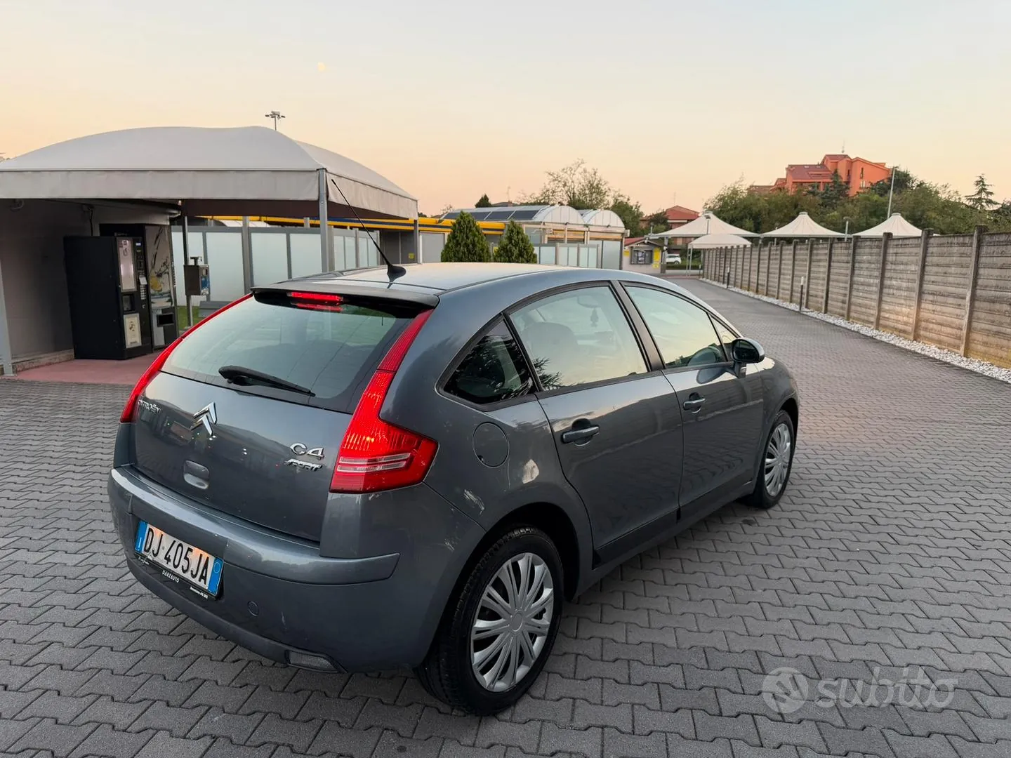 Citroen C4 2007 photo 3