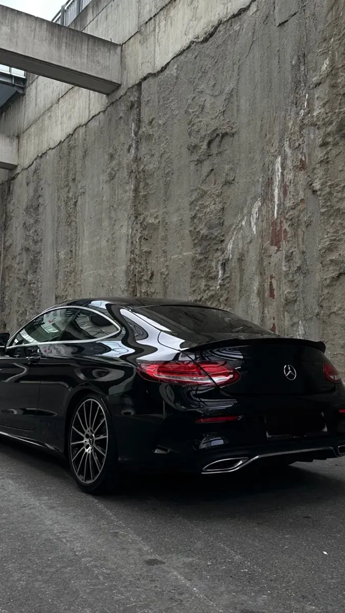 Mercedes-Benz C-Class 2018 photo 2